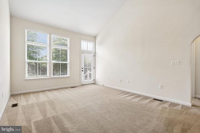 41657 MCMONAGLE SQ, Aldie, VA 20105