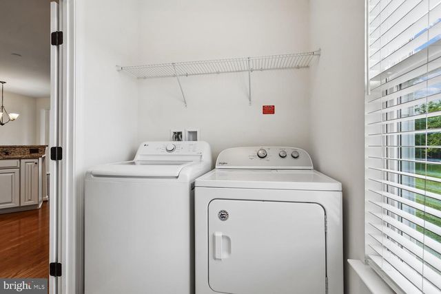 41657 MCMONAGLE SQ, Aldie, VA 20105