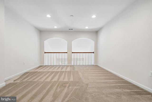 41657 MCMONAGLE SQ, Aldie, VA 20105