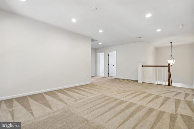 41657 MCMONAGLE SQ, Aldie, VA 20105