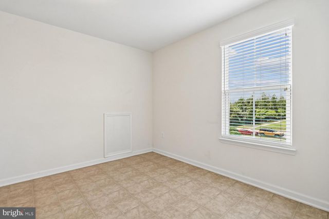 41657 MCMONAGLE SQ, Aldie, VA 20105