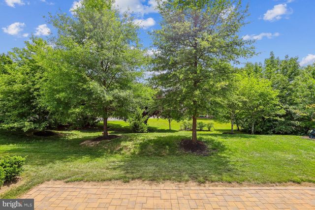 41657 MCMONAGLE SQ, Aldie, VA 20105