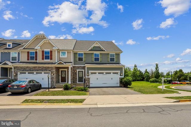 41657 MCMONAGLE SQ, Aldie, VA 20105