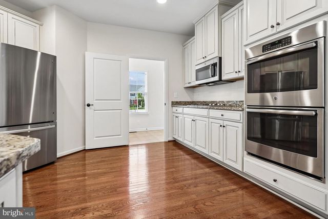 41657 MCMONAGLE SQ, Aldie, VA 20105