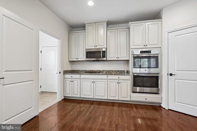 41657 MCMONAGLE SQ, Aldie, VA 20105