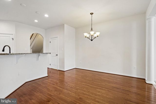 41657 MCMONAGLE SQ, Aldie, VA 20105