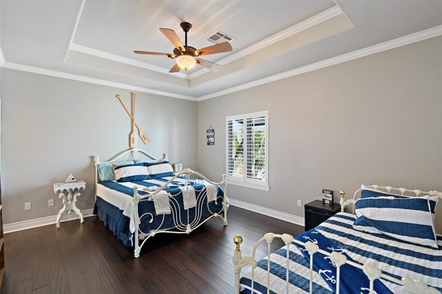 404 Matern CT, Horseshoe Bay, TX 78657