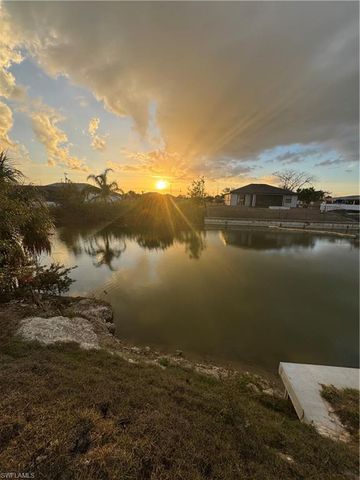 1020 NE 1 PL, Cape Coral, FL 33909