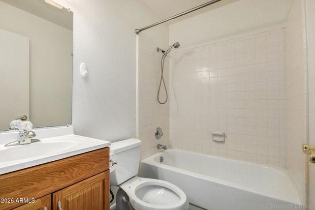 5626 W BLUEFIELD Avenue, Glendale, AZ 85308