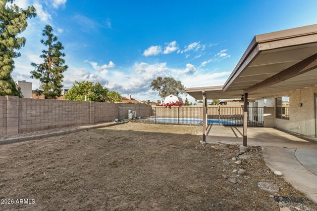 5626 W BLUEFIELD Avenue, Glendale, AZ 85308