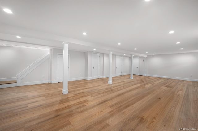 3280 Elliott Boulevard, Oceanside, NY 11572