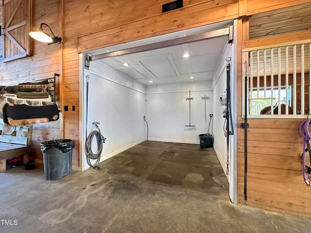 8589 Mcghees Mill Road, Semora, NC 27343