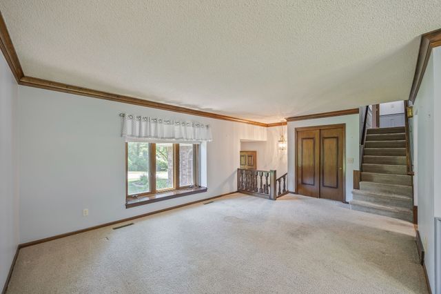 2611 Thornton Avenue, Des Moines, IA 50321