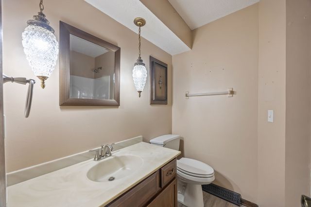 2611 Thornton Avenue, Des Moines, IA 50321