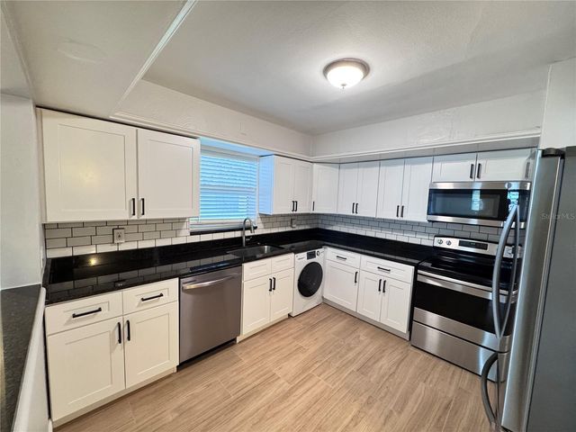 662 UNION STREET 1A, Dunedin, FL 34698