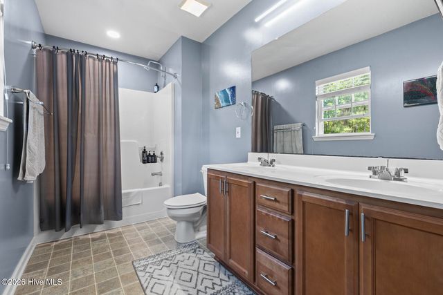 303 N Grazing Court, Sneads Ferry, NC 28460