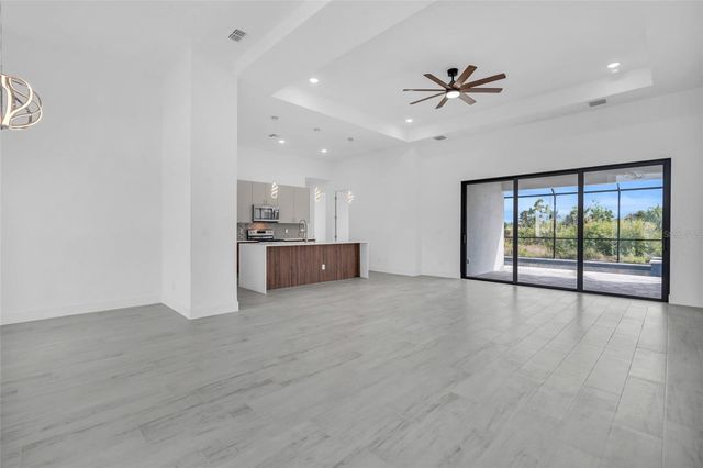 15401 AQUA CIRCLE, Port Charlotte, FL 33981