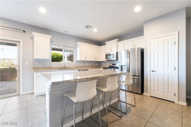 10256 Glacier Pool Street, Las Vegas, NV 89178