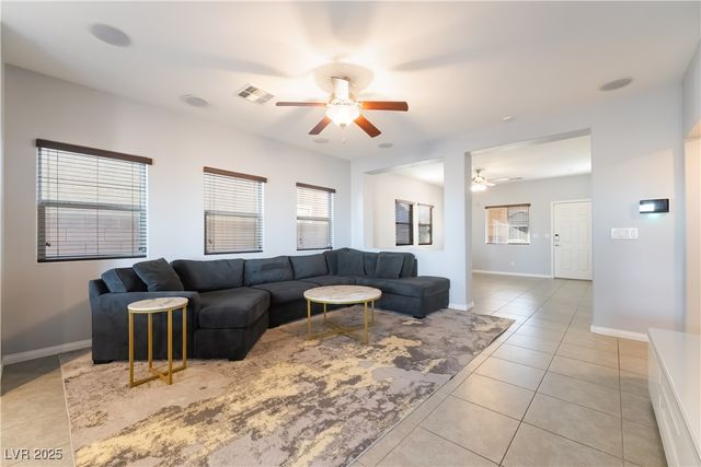 10256 Glacier Pool Street, Las Vegas, NV 89178