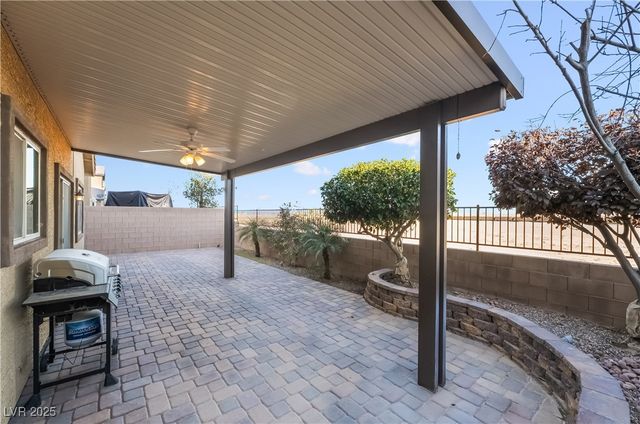 10256 Glacier Pool Street, Las Vegas, NV 89178