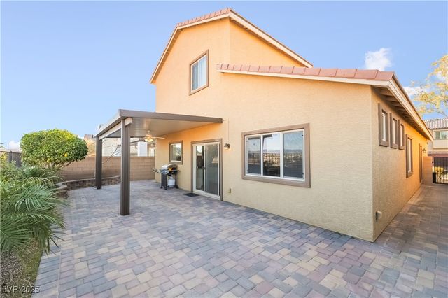 10256 Glacier Pool Street, Las Vegas, NV 89178