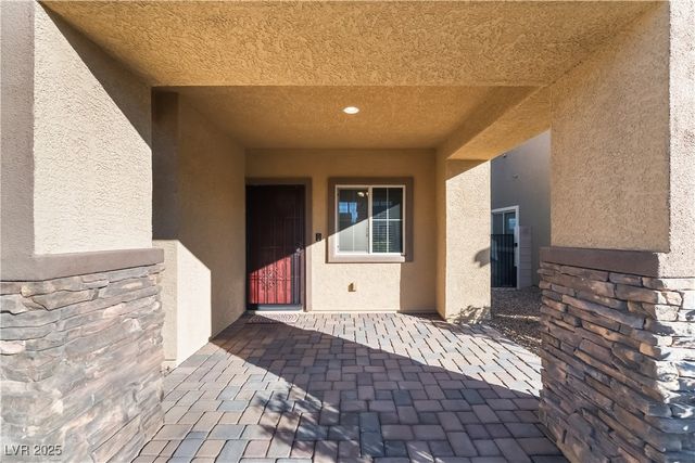 10256 Glacier Pool Street, Las Vegas, NV 89178