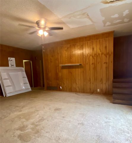 201 S Bois D, Dodd City, TX 75438