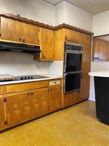 201 S Bois D, Dodd City, TX 75438