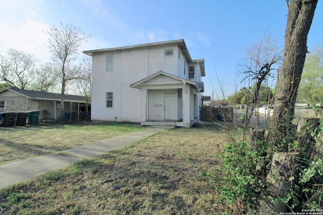 1438 W RIDGEWOOD CT, San Antonio, TX 78201