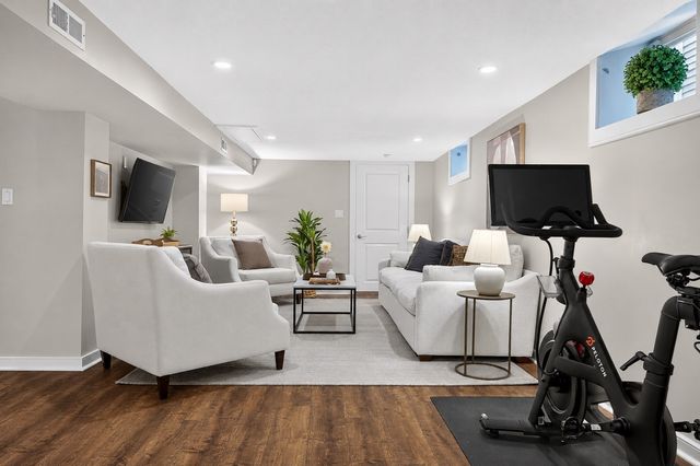 178 Dorchester Street 1, Boston, MA 02127
