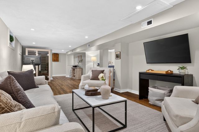 178 Dorchester Street 1, Boston, MA 02127