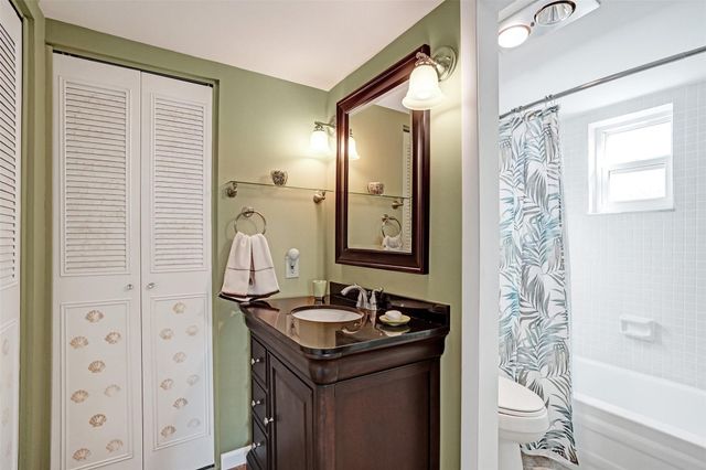 860 SE 6TH Avenue 410, Deerfield Beach, FL 33441