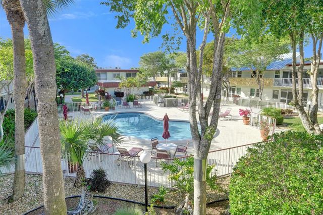 860 SE 6TH Avenue 410, Deerfield Beach, FL 33441