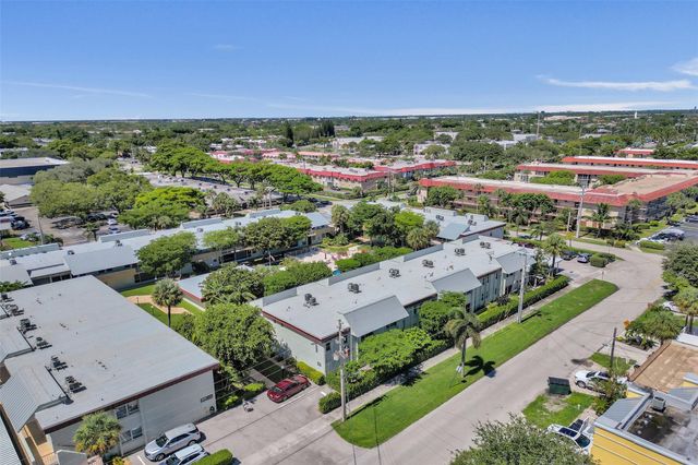860 SE 6TH Avenue 410, Deerfield Beach, FL 33441