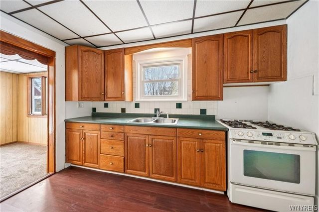 1455 Kenmore Avenue, Tonawanda, NY 14217