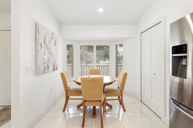 5220 HYLAND HILLS AVENUE 1226, Sarasota, FL 34241