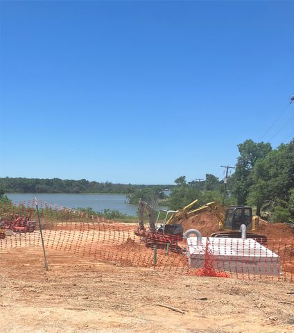 7533 Foster Drive, Lake Worth, TX 76135