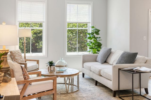 280 Seven Farms Drive Unit 202, Charleston, SC 29492