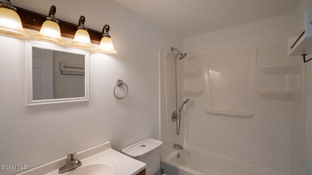 54 New York Avenue, East Greenbush, NY 12144