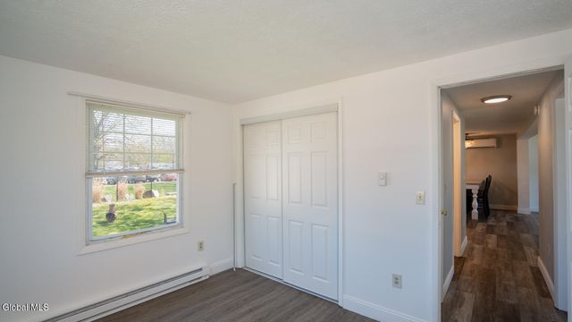 54 New York Avenue, East Greenbush, NY 12144