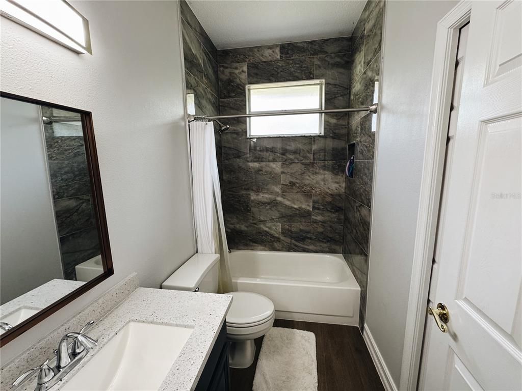 Image 22 of property listing at 10095 BRANDON CIRCLE, Orlando, FL 32836