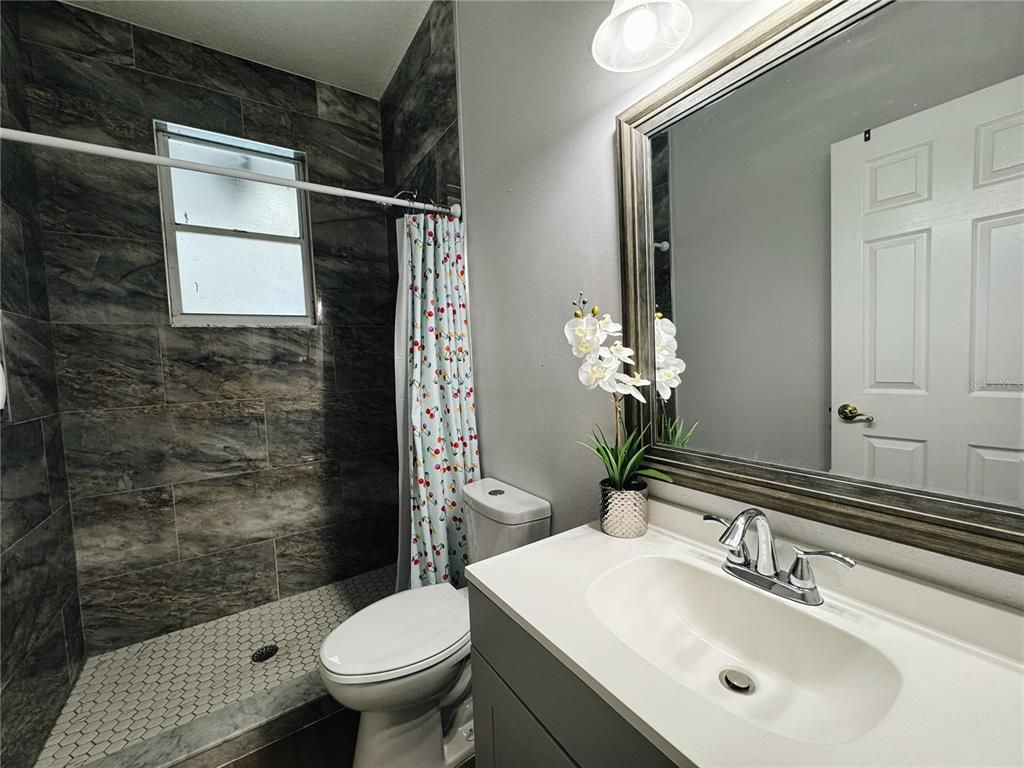 Image 23 of property listing at 10095 BRANDON CIRCLE, Orlando, FL 32836
