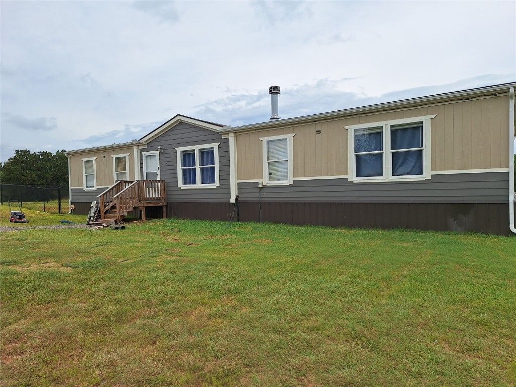 9000 Sleepy Hollow Drive, Newalla, OK 74857