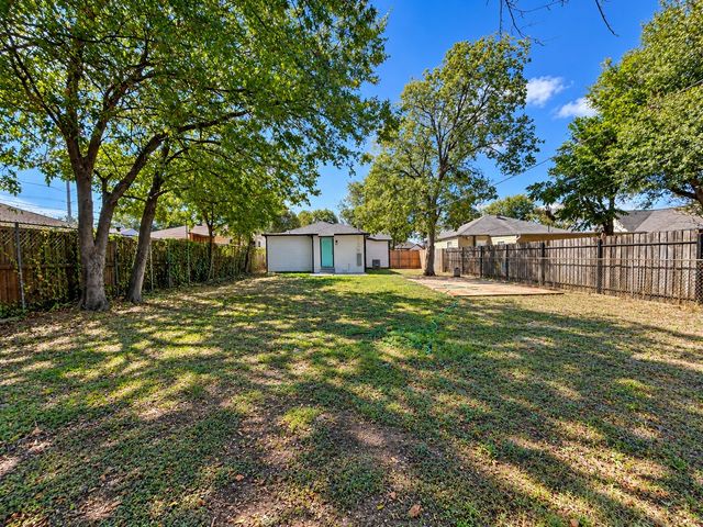 6927 Overlook Drive, Dallas, TX 75227