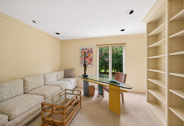 201 ASPEN Lane, Highland Park, IL 60035