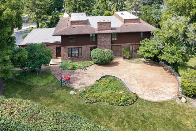 201 ASPEN Lane, Highland Park, IL 60035