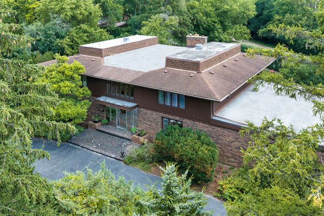 201 ASPEN Lane, Highland Park, IL 60035