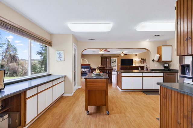 2147 Montana Avenue, Shasta Lake, CA 96019