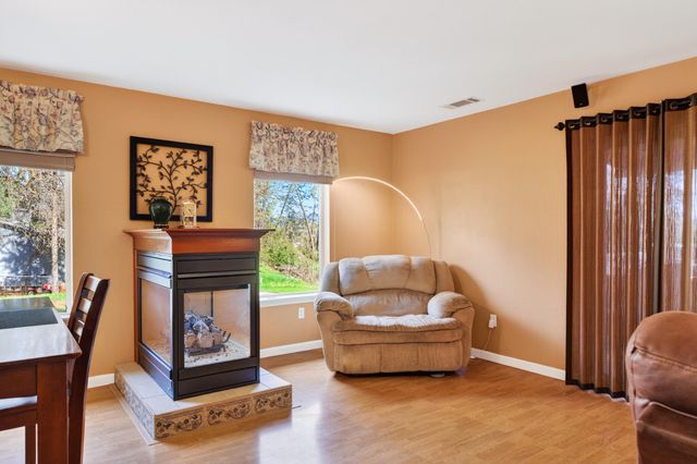 2147 Montana Avenue, Shasta Lake, CA 96019