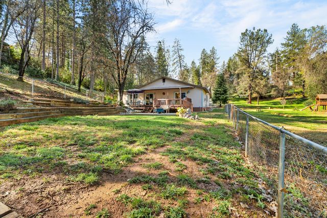 2147 Montana Avenue, Shasta Lake, CA 96019